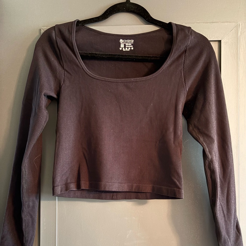 Women’s OQQ workout top